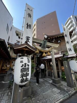 小網神社の境内の様子