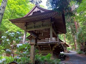 大嶽山那賀都神社「神楽殿」