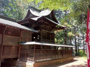 甲斐奈神社の本殿