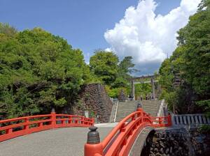武田神社の神橋