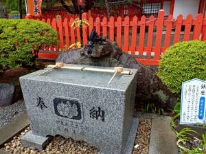 金櫻神社の水鉢