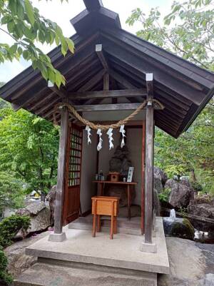夫婦木神社 姫ノ宮の弁財天