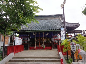 鴻神社の拝殿