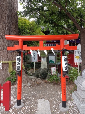 鴻神社の境内社「鴻の宮」