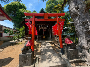 阿那稲荷神社の上社