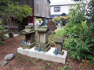 大野神社の小さな祠