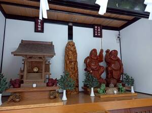 新屋山神社本宮の「小御岳社」