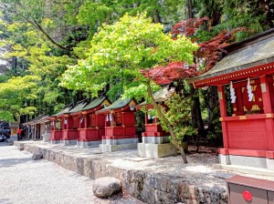 北口本宮冨士浅間神社の境内社