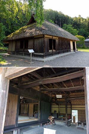 高麗神社の裏手にある国指定重要文化財「高麗家住宅」の茅葺き外観と土間・囲炉裏のある内部の様子