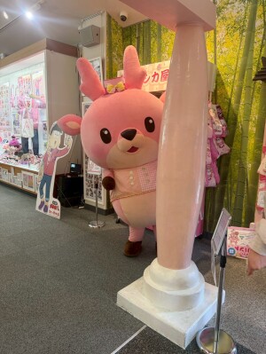 岩下の新生姜ミュージアムの公式キャラクター「イワシカちゃん」