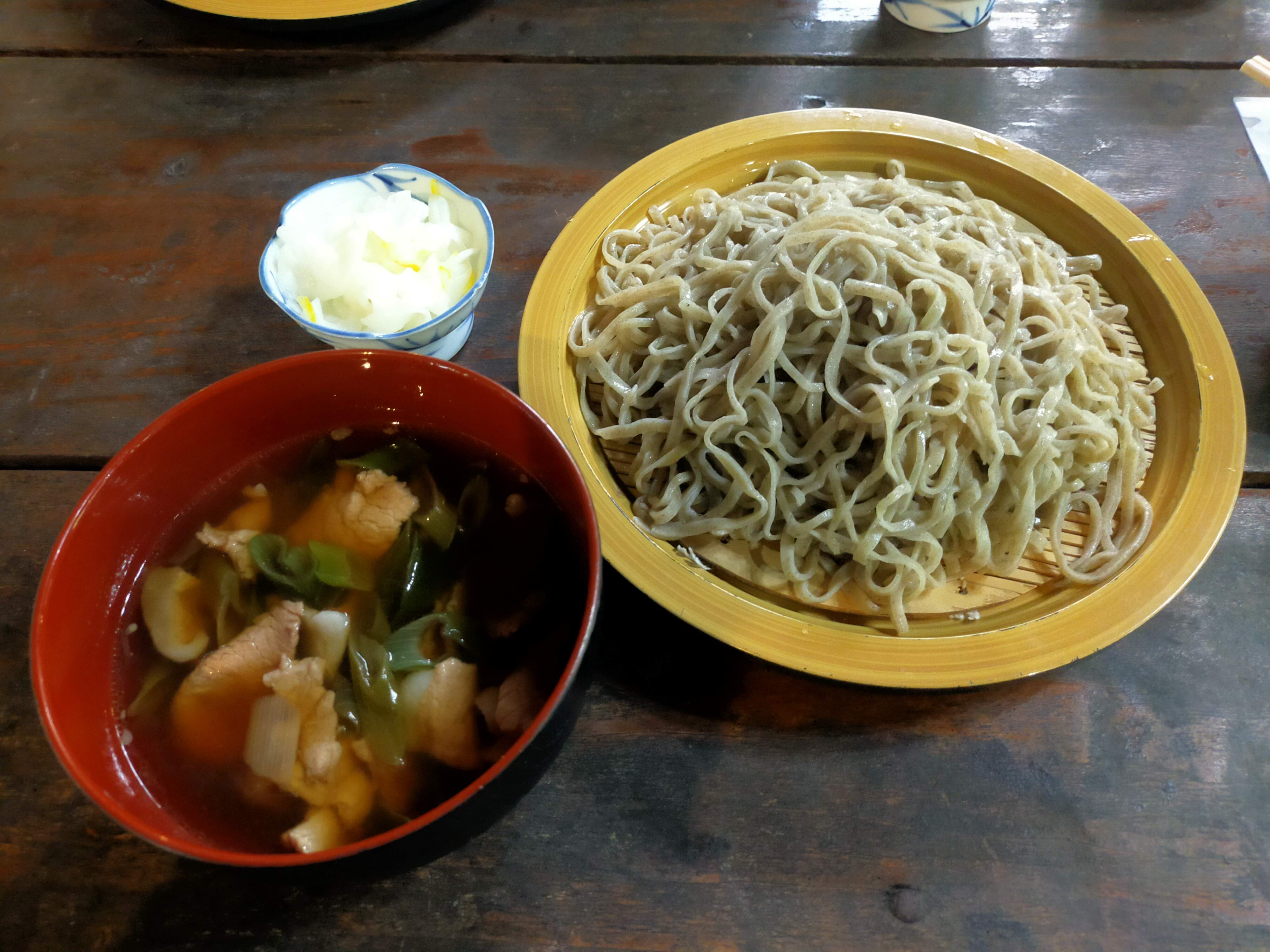 手打ち蕎麦 土津園の肉汁ざる蕎麦の写真